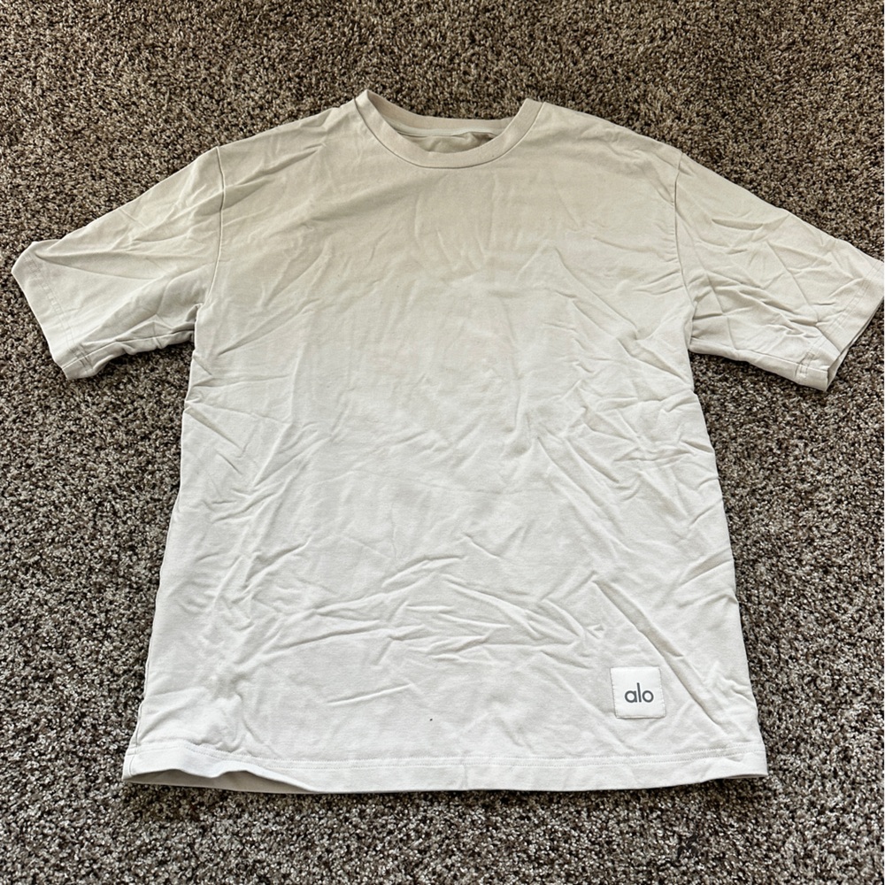ALO Yoga Men's Double Take Short Sleeve in Bone
